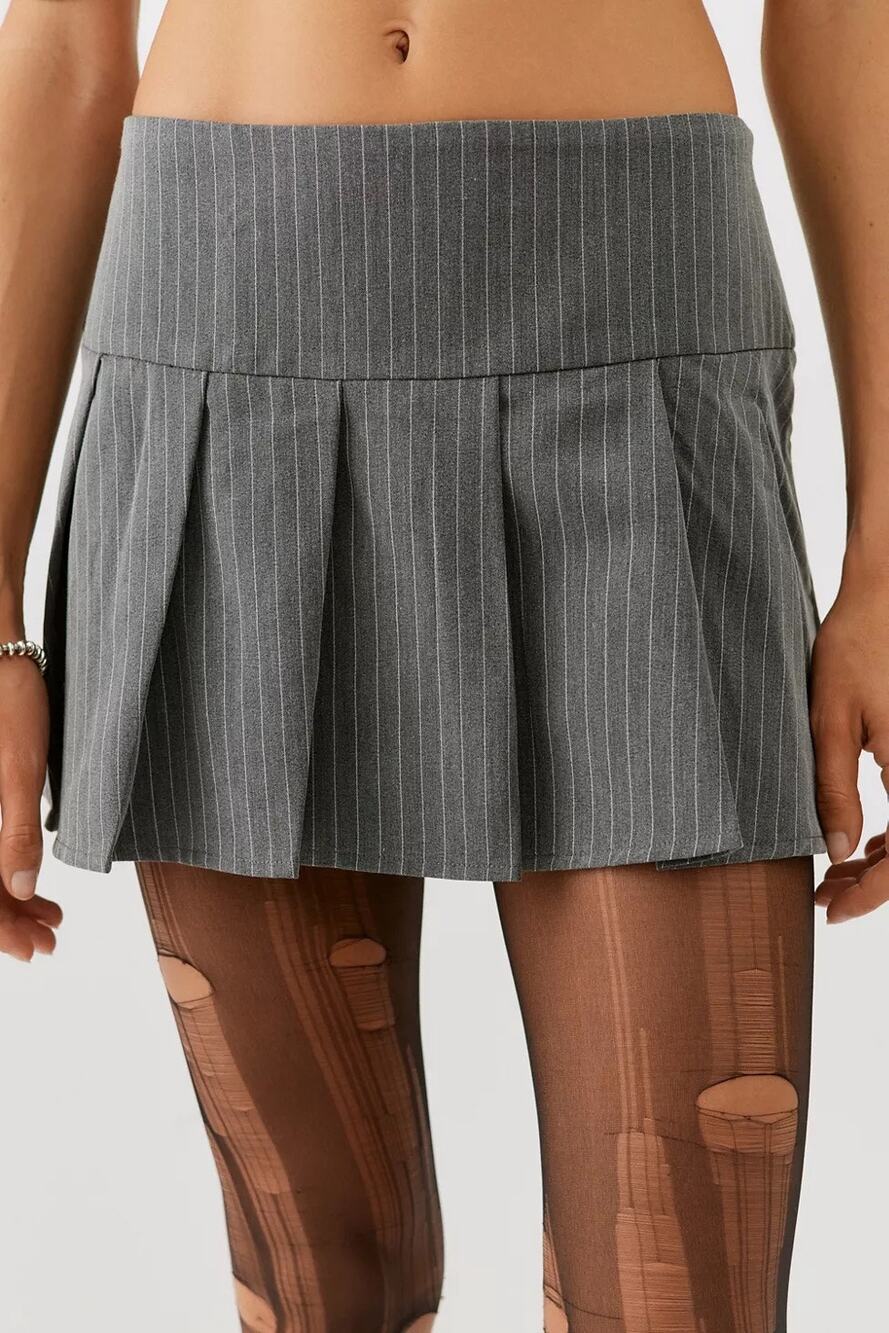 Urban Outfitters | Senona Low-Rise Pleated Mini Skirt Skater Grunge Emo Preppy